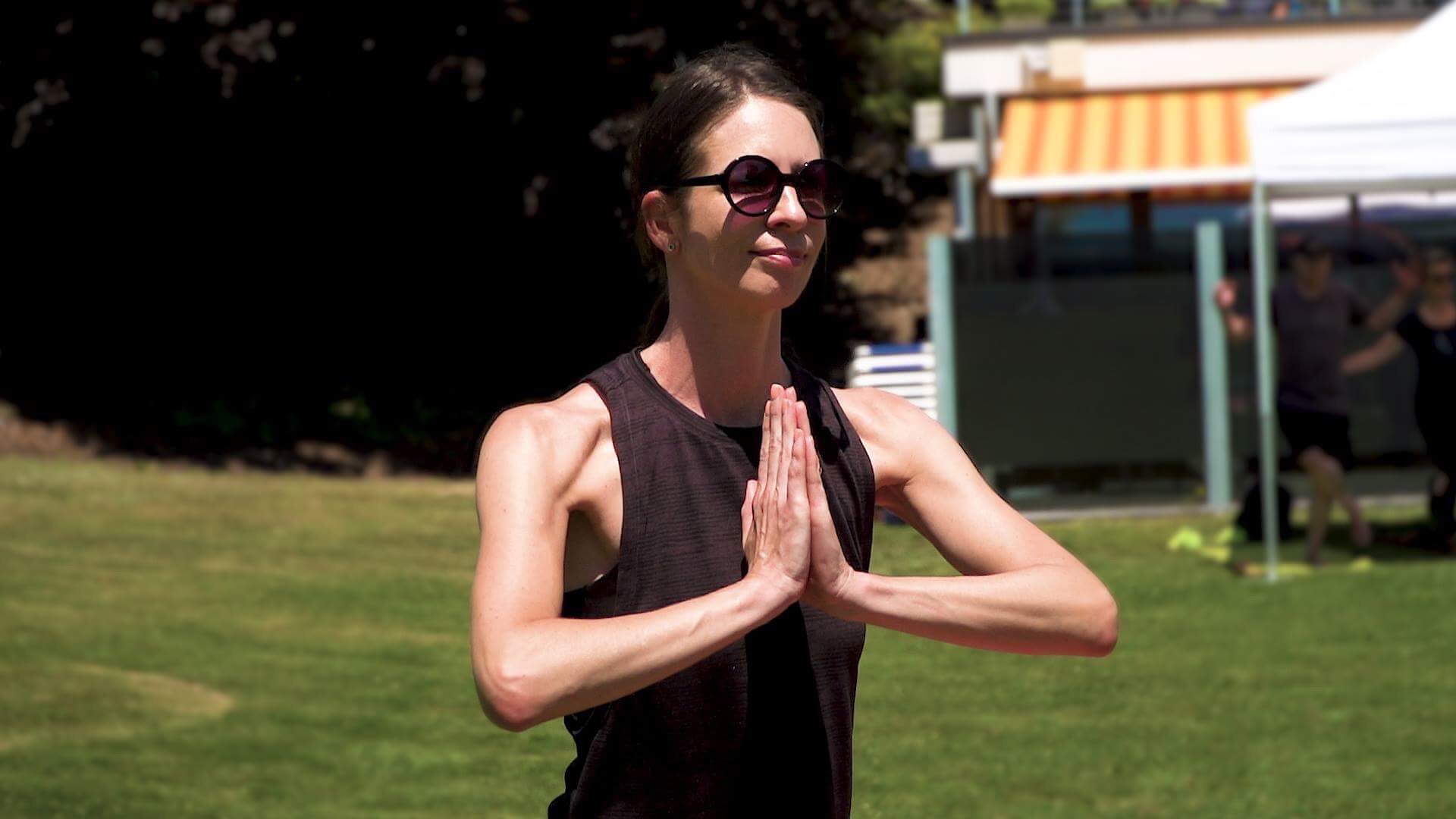 Yoga Slavia voellig Zen und geerdet